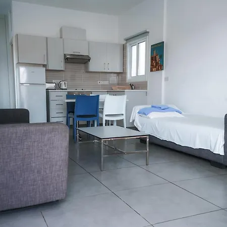 Aparthotel Kaos 2*