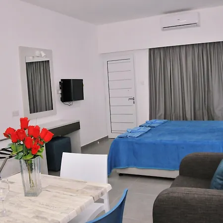 Kaos Ayia Napa