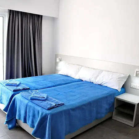 Kaos Aparthotel Ayia Napa