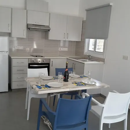 Kaos Aparthotel Ayia Napa