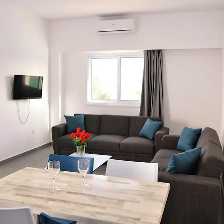 Aparthotel Kaos 2*