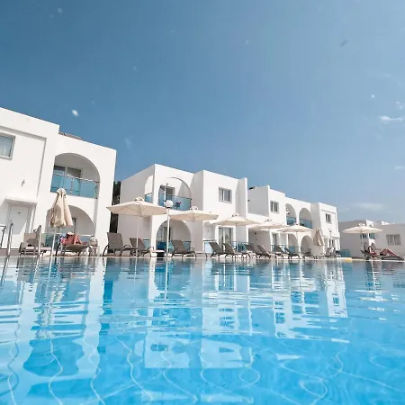 Apartmanhotel Kaos Ajía Nápa
