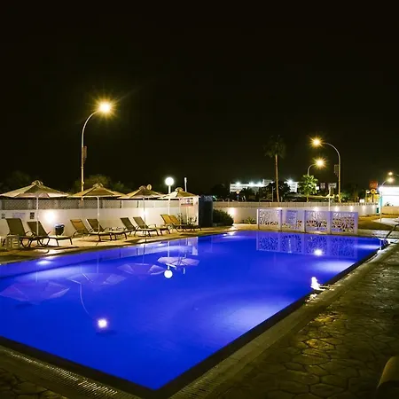 Apartmanhotel Kaos 3*