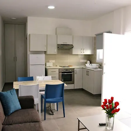 Kaos Hotel apartamentowy Ajia Napa