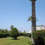 Kaos Aparthotel