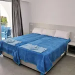 Kaos 3*