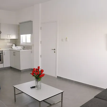 Hotel de apartamente Kaos 3*