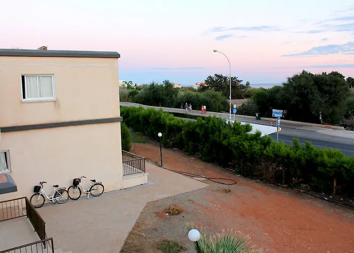 Kaos Aparthotel Ayia Napa